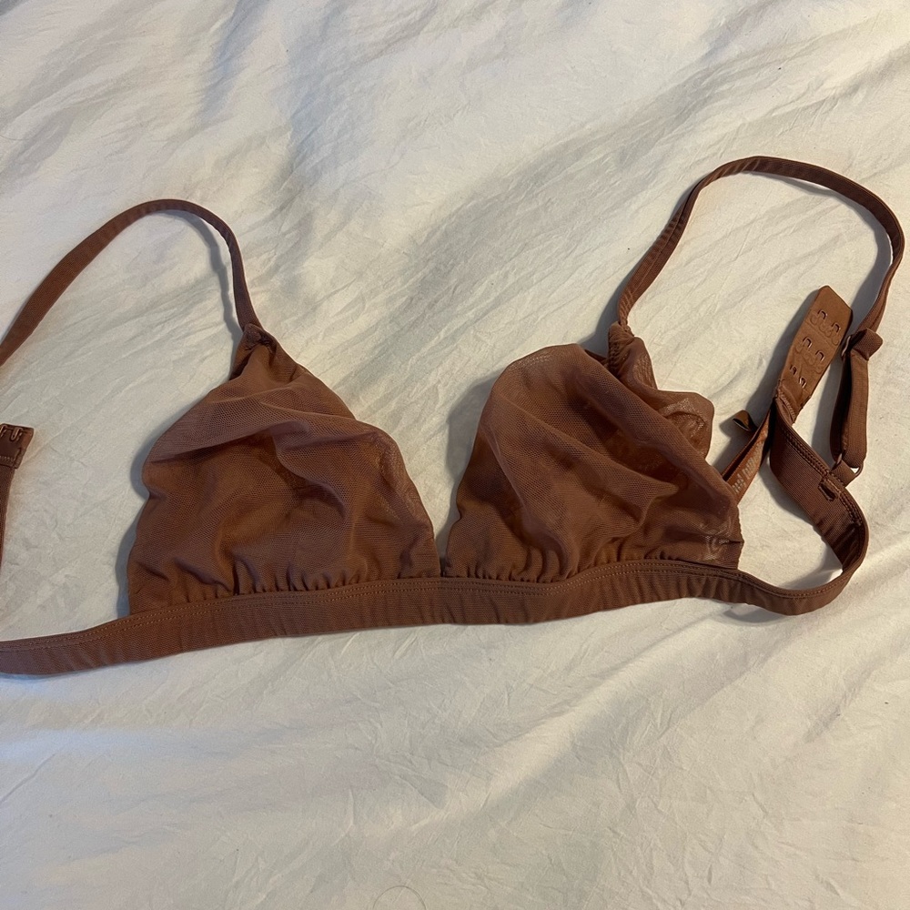 Skims mesh bra